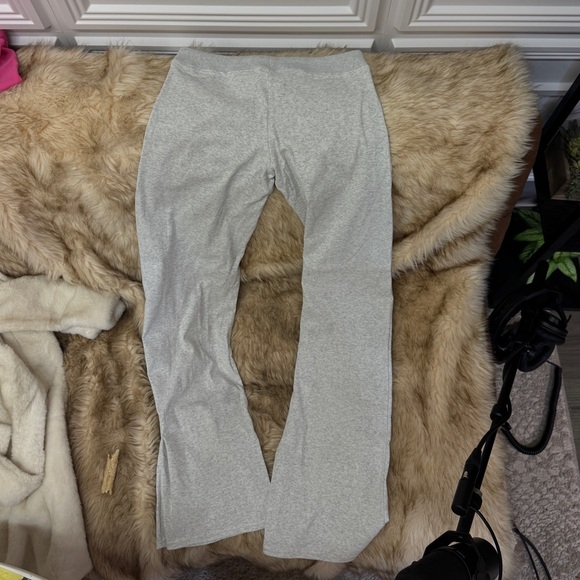 Naturyl By Niykee THE Y2K LOUNGE PANTS in Small - Picture 5 of 5